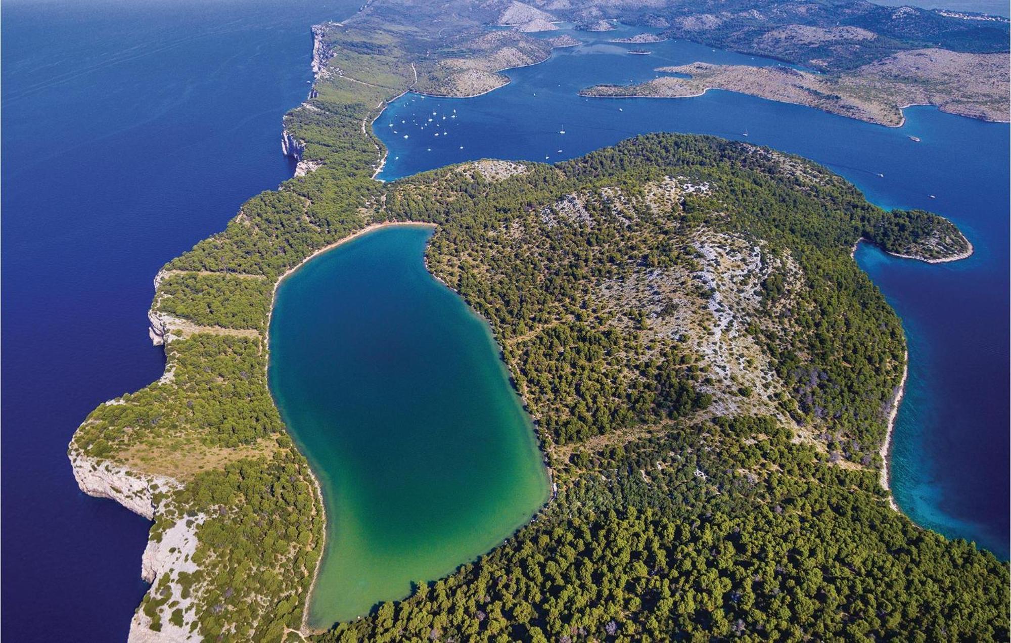 Amazing Home In Kornati With House Sea View Vrulje  ภายนอก รูปภาพ